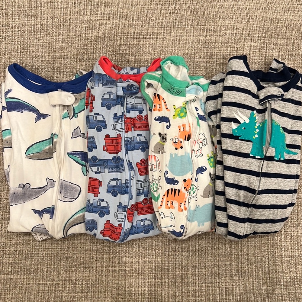 Carters footie pajamas 5t x4